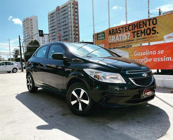 Ônix LT 2015 c/mylink