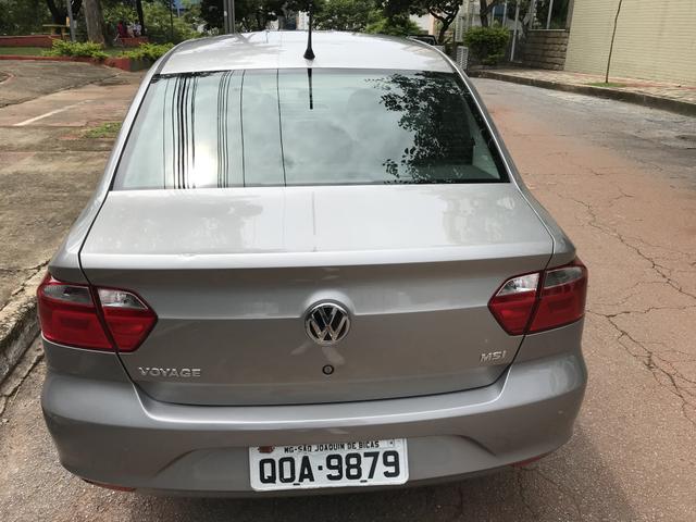 Voyage 1.6 Trendline MSI 2018 Prata Completo - Foto 4