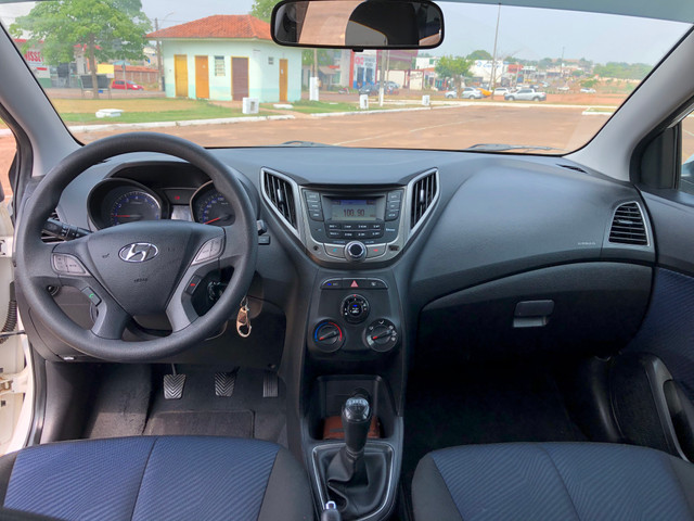 HYUNDAI HB20 PREMIUM 1.6 Ano (2013/2013) - Foto 6