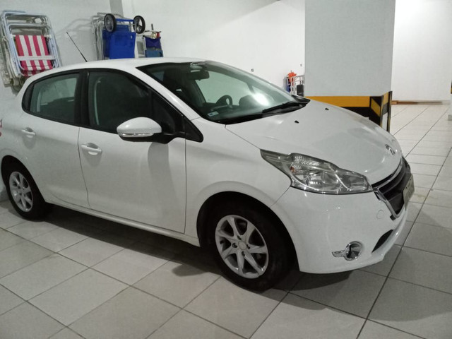 Peugeot 208 - Foto 4