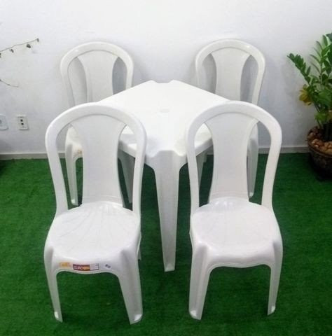Mesa com cadeira de plastico - Foto 2