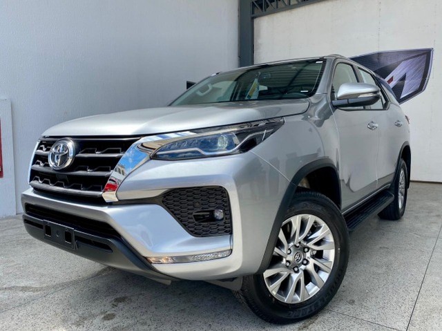 TOYOTA HILUX SW4 2.7 SRV 7L 4X2 2021/2021