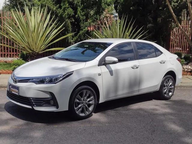 Toyota Corolla 2019 em Araucária - Usados e Seminovos