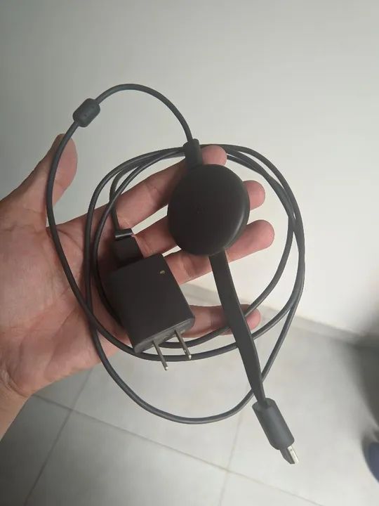 Chromecast original com Carregador 