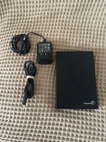 Disco rígido externo - Seagate 