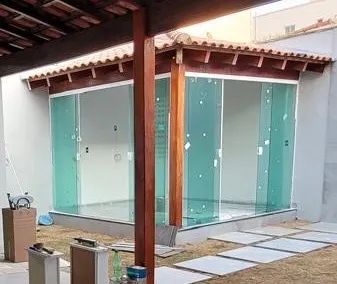 2 Jogos de portas de vidro blindex 8 folhas - já desmontadas