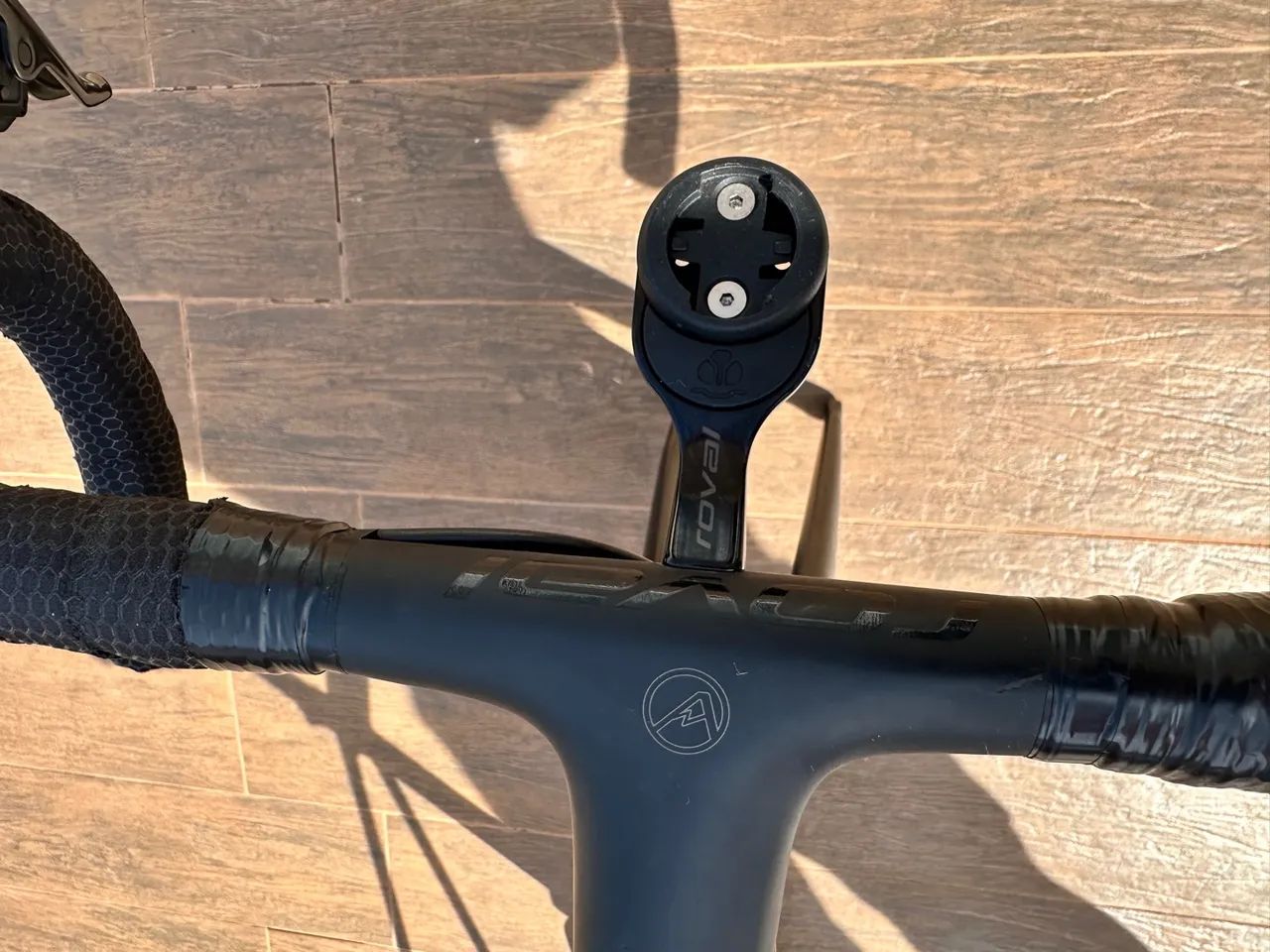 Kit Quadro, Canote e Garfo Specialized Aethos S-Works - Foto 2