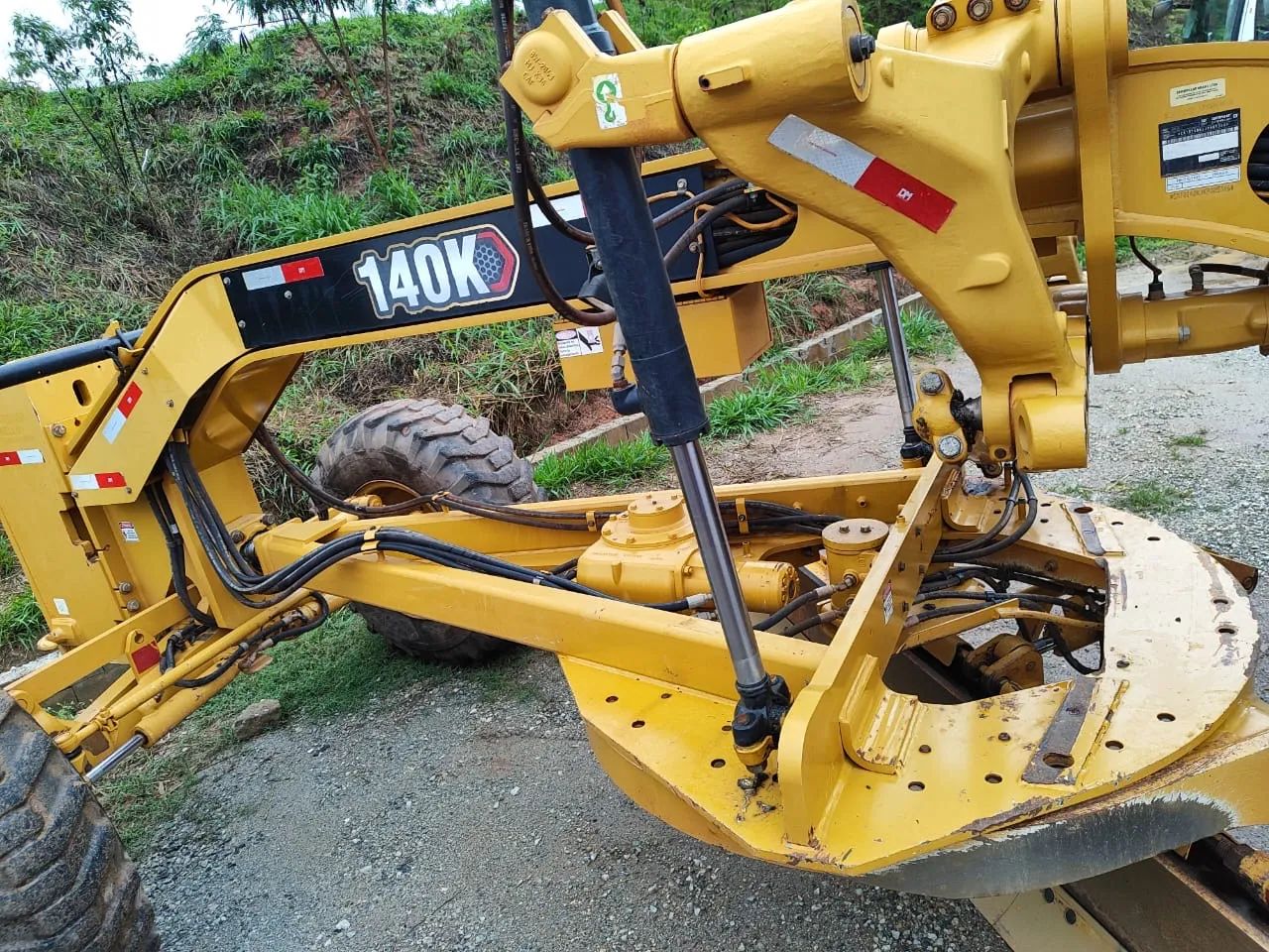 Patrol 140 K 2019 5 mil horas  - Foto 3