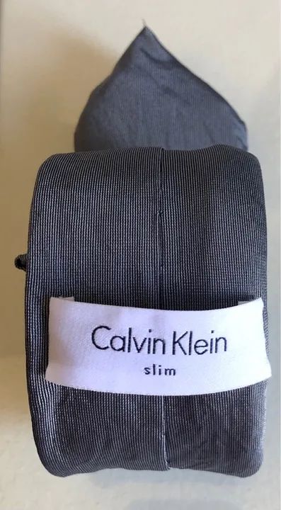 Gravata Calvin Klein slim masculina 