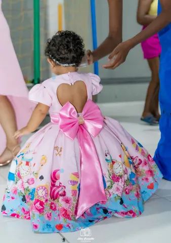 Vestido princesa alice no pais best sale das maravilhas