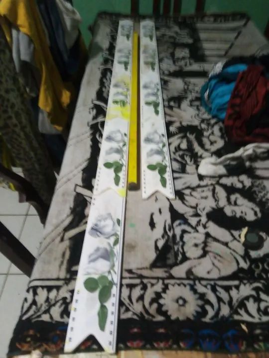 Rodapé em cerâmica branco com flores - Foto 2