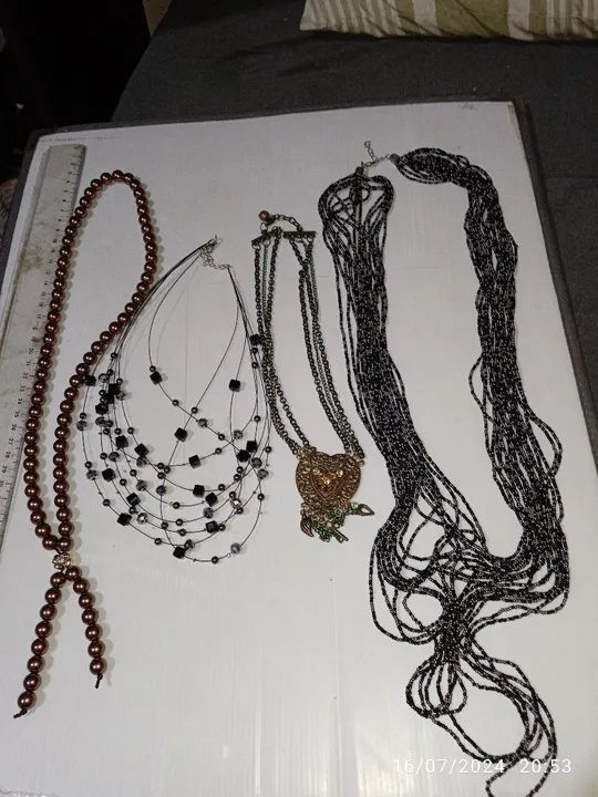 Colares femininos. Bijuterias de ótima qualidade. Kit com 4 peças. - Foto 2