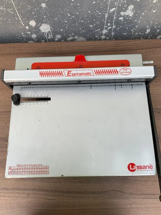 Encadernadora Lassane Espiramatic 20 folhas