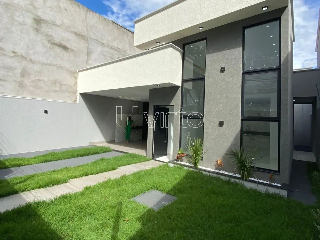 Casa Terrea à venda 3 quartos/1 suíte, 2 banheiros, 128 m² por R$ 480.000,00