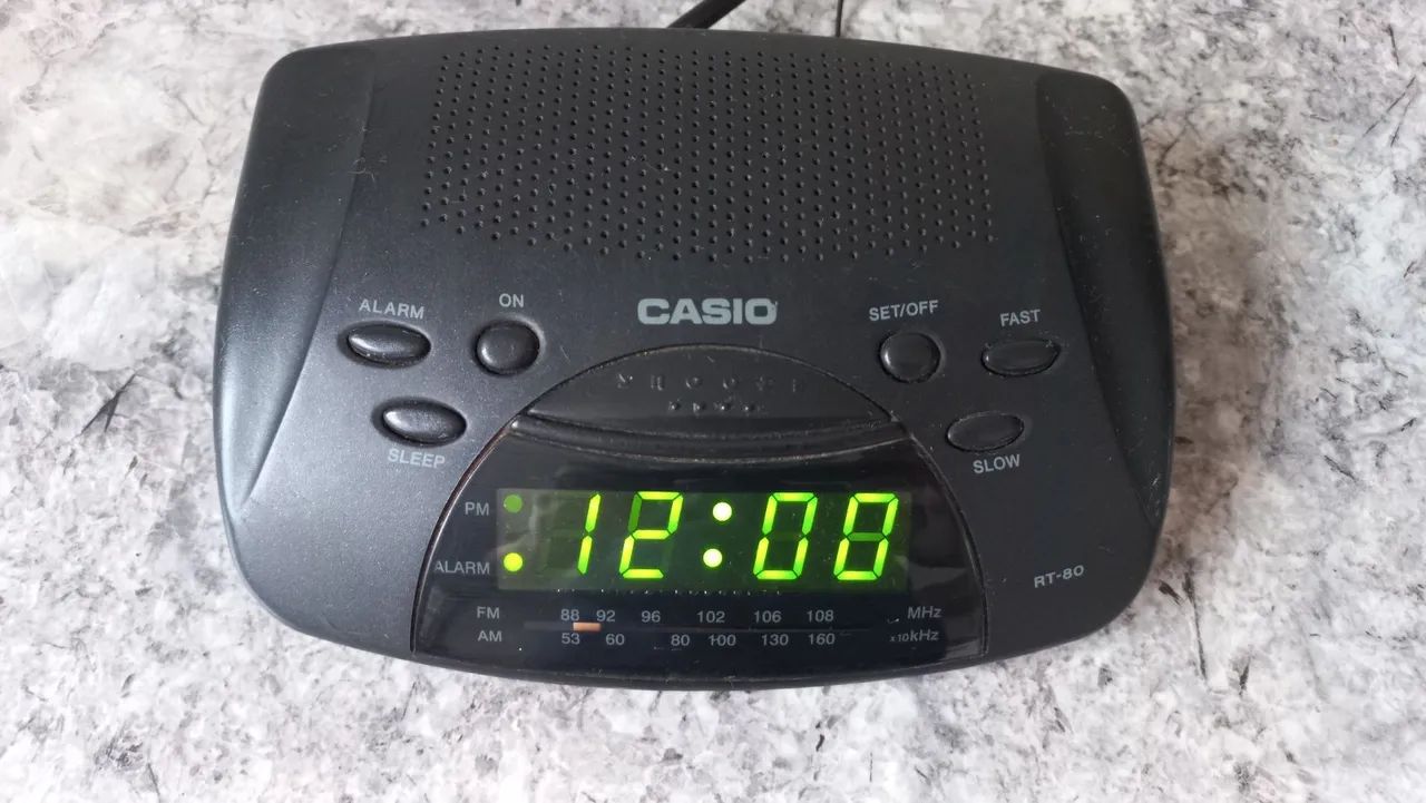 Radio relogio Antigo anos 80/90