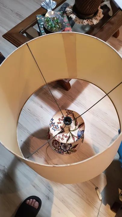 Abajur em Cerâmica Colorido - Foto 2