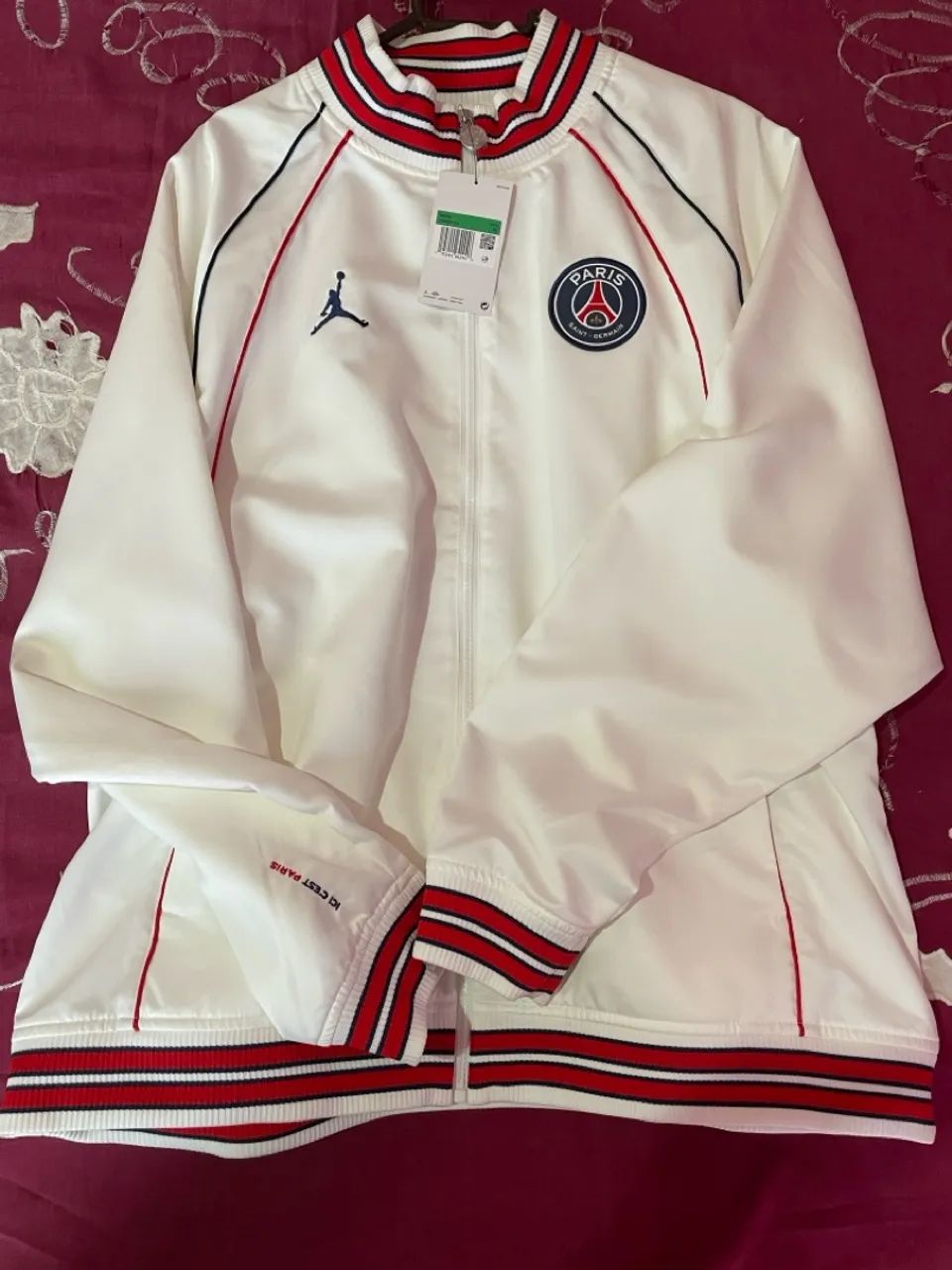 Jaqueta Paris Saint Germain x Jordan original  - Foto 4