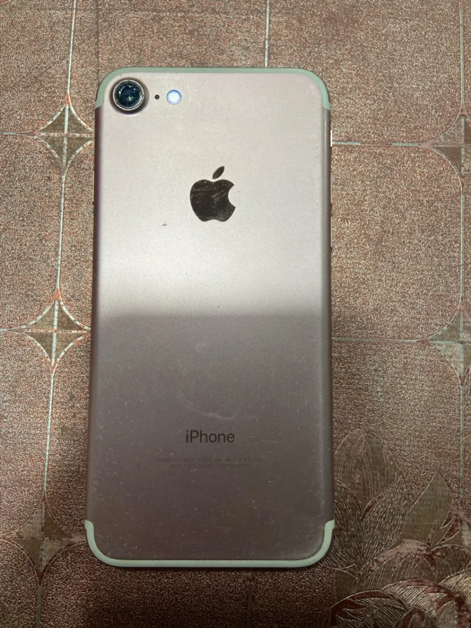 Carcaça de iPhone 7