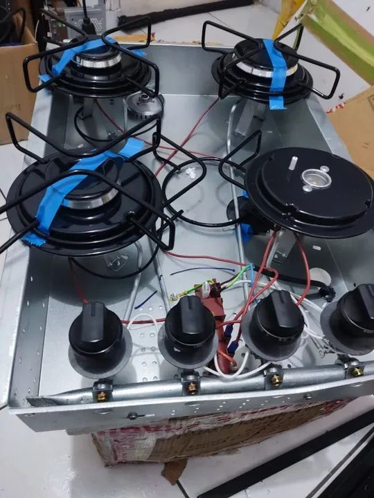 Cooktop Itatiaia Essencial 4 bocas - Sem o tampo de vidro - Foto 3