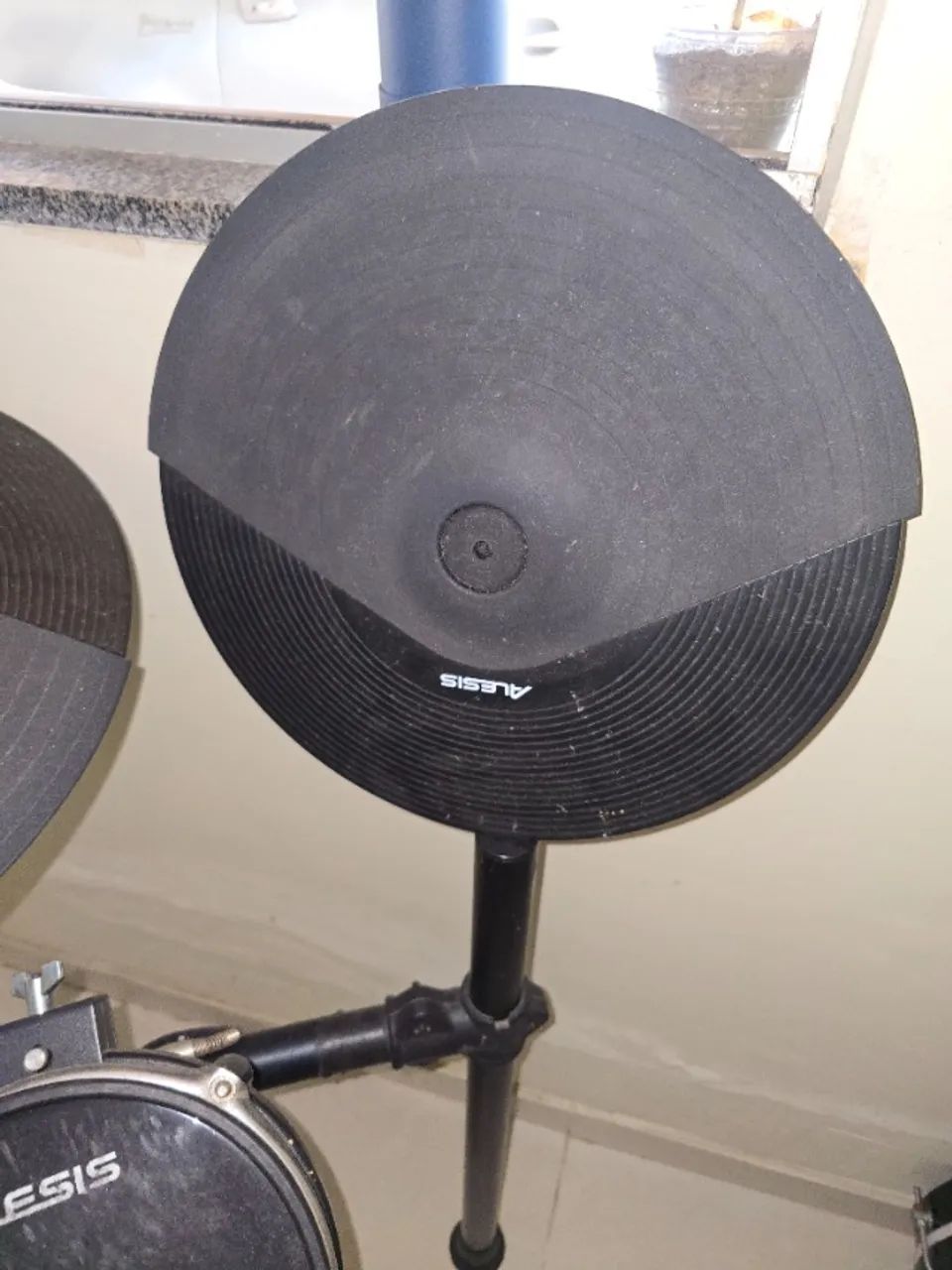 Bateria Eletrônica Alesis DM10 - Foto 3