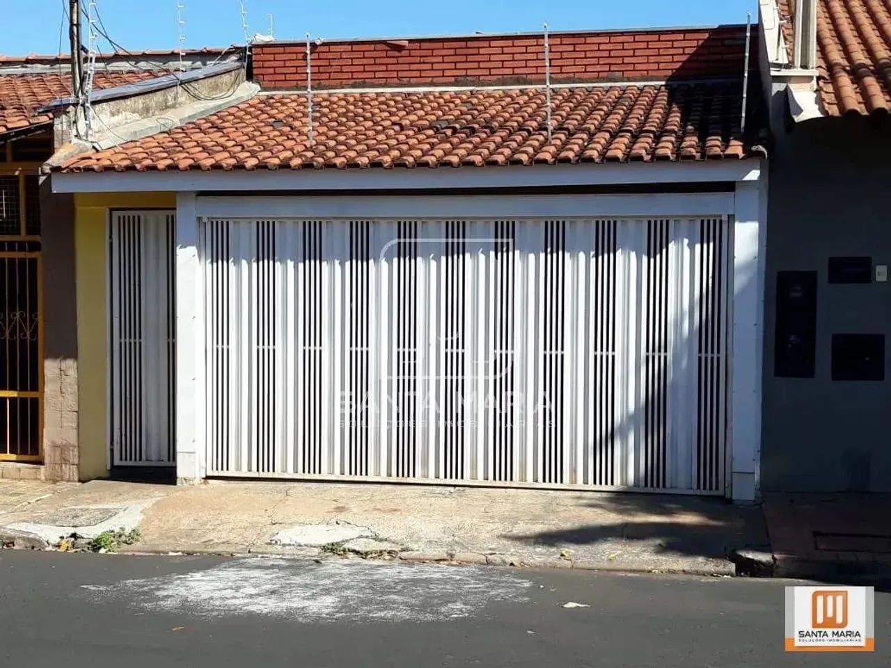 Casa (térrea na rua) 3 dormitórios, cozinha planejada