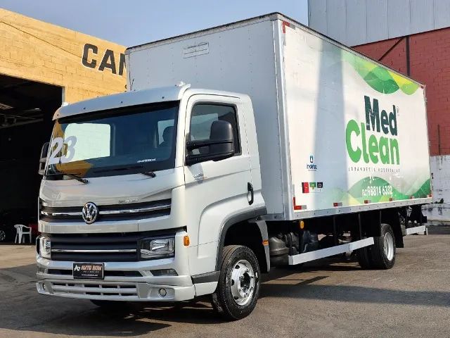 vw 11-180 Prime Delivery C/Baú com Plataforma Hidráulica