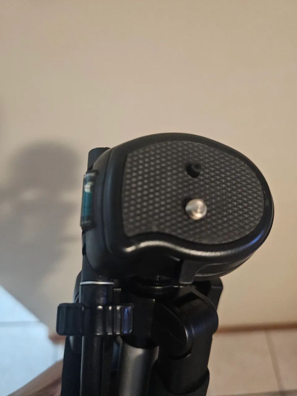 Tripé Zeikos para Câmera Fotográfica - Foto 3