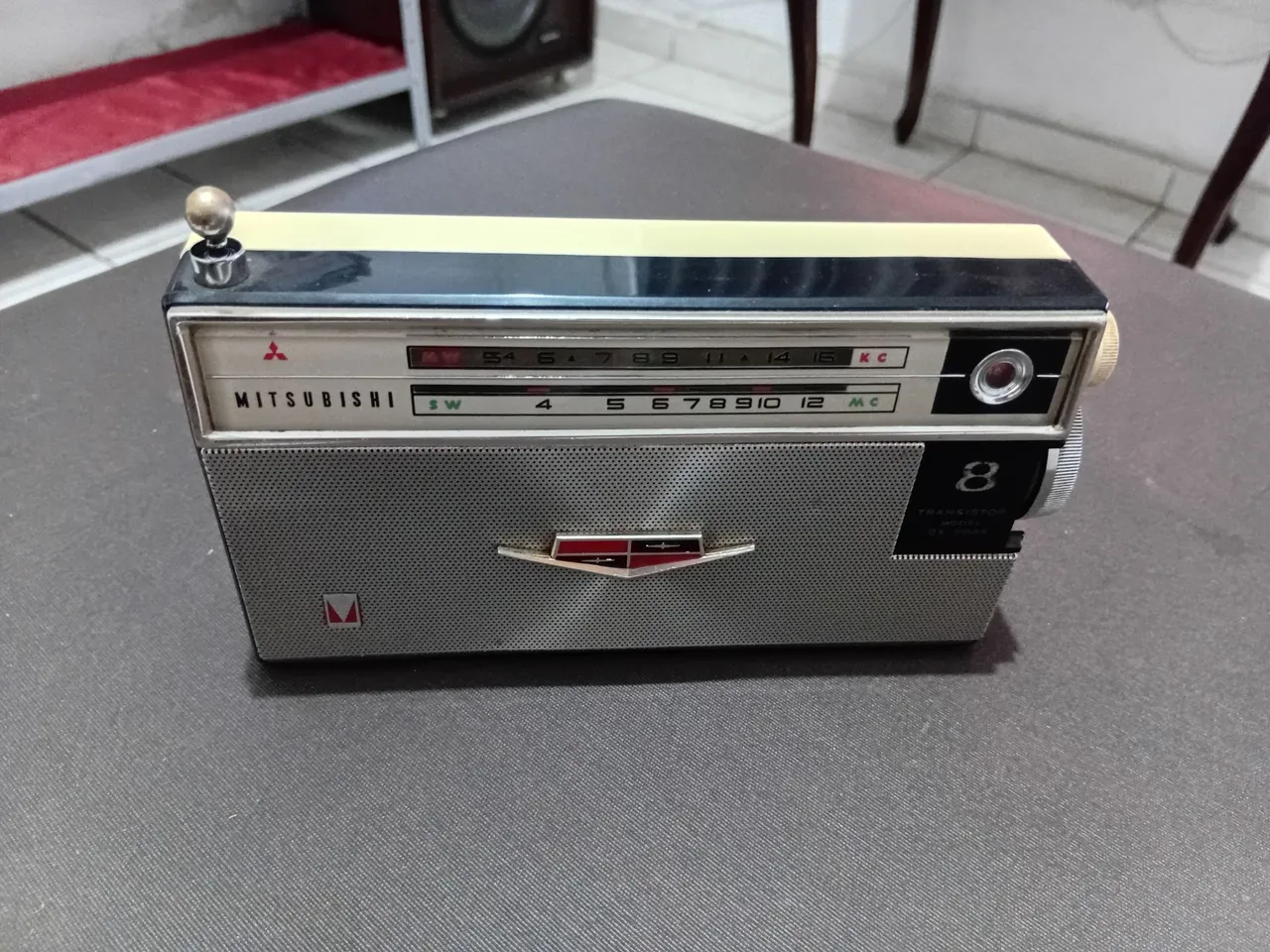 Radio antigo mitsubishi