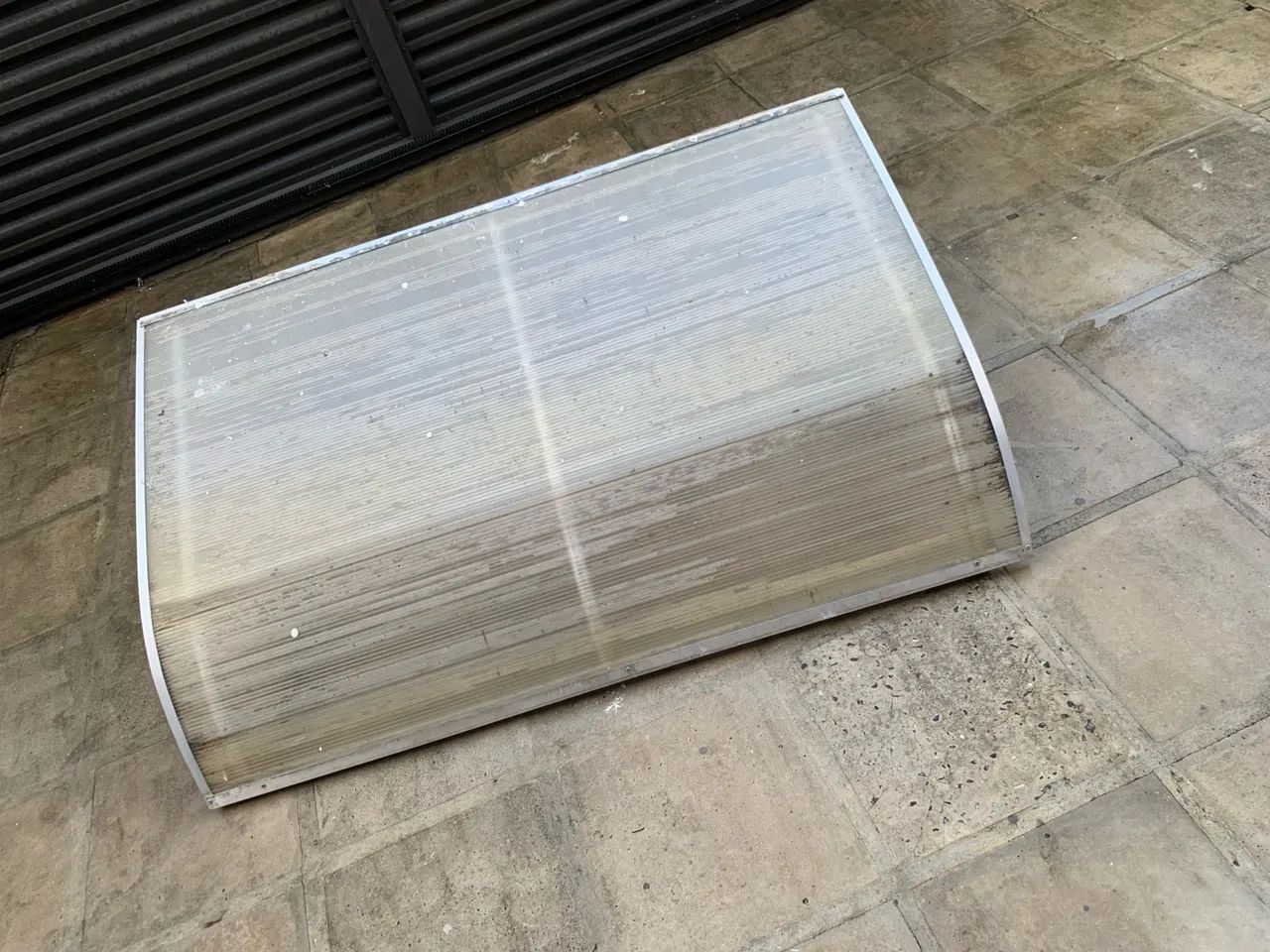 Toldo de alumínio e policarbonato - 1,00m x 1,50m - Foto 4