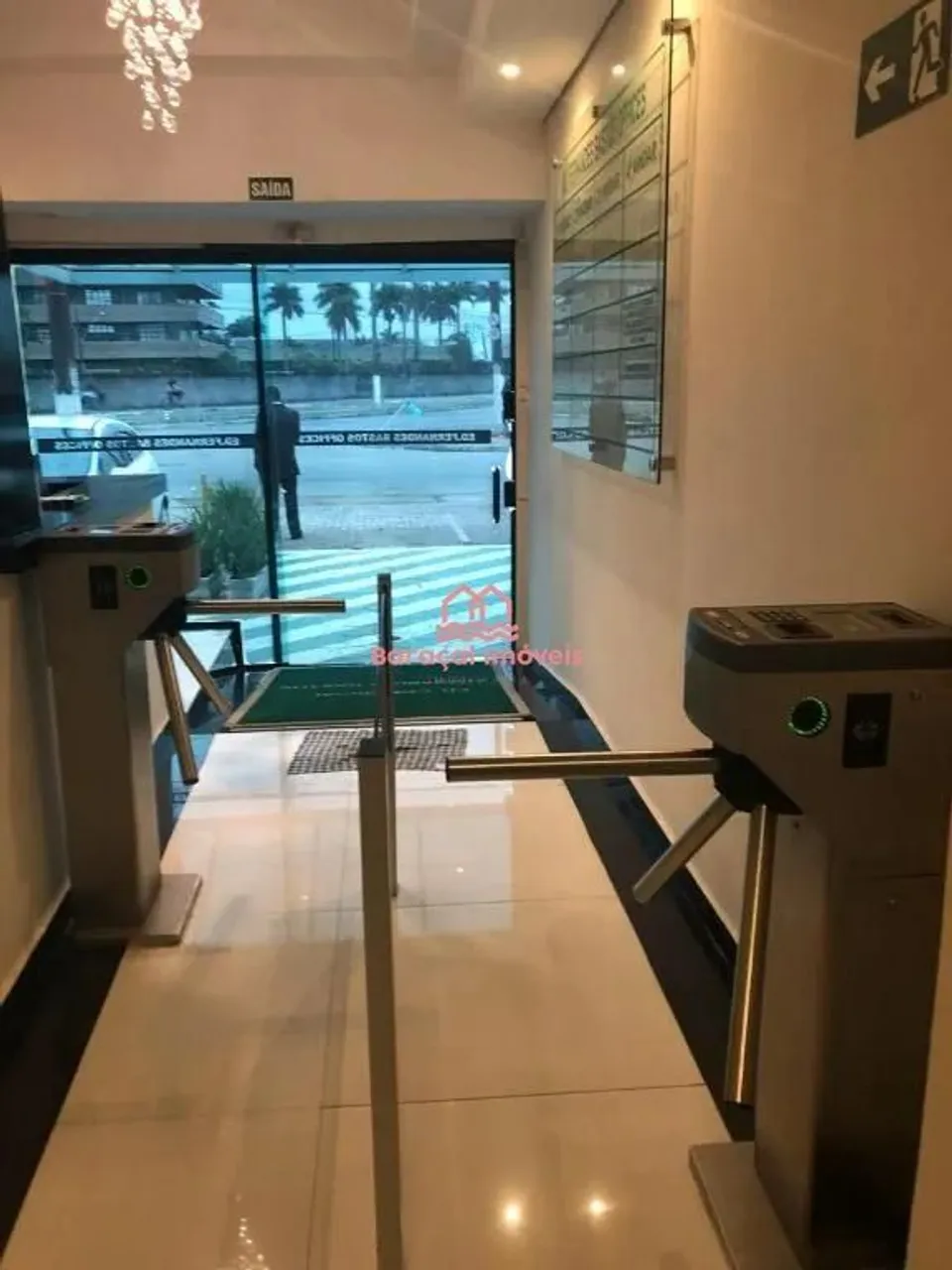 Excelente sala comercial para locação no Bairro Mirim na cidade de Praia Grande!
