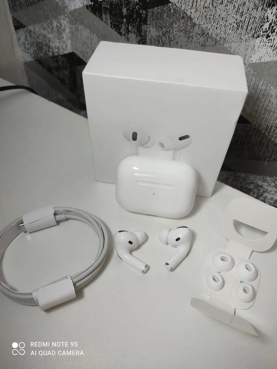 AirPods Pro Apple - Fones de Ouvido Sem Fio