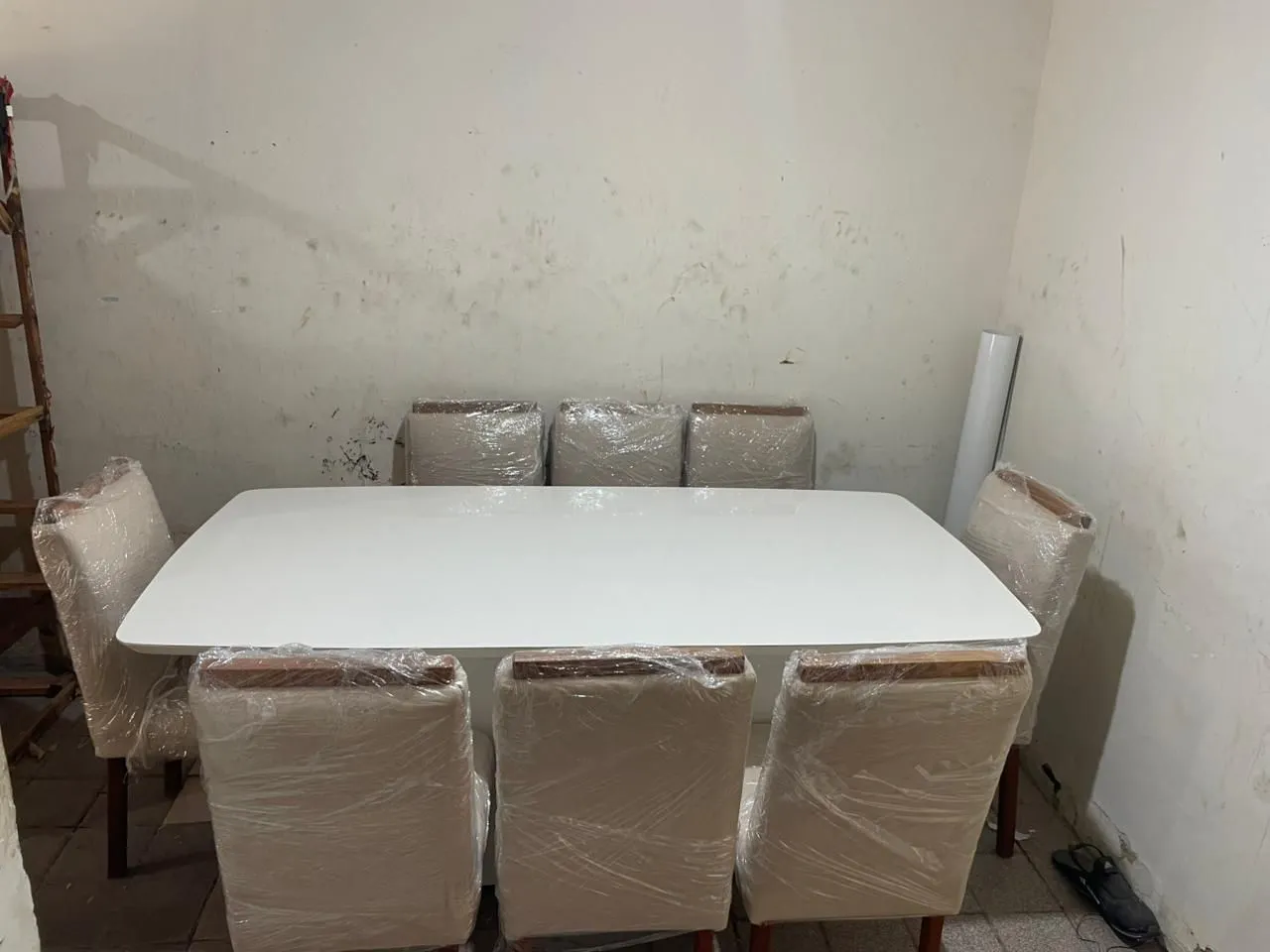 Mesa de Jantar Branca com 6 Cadeiras