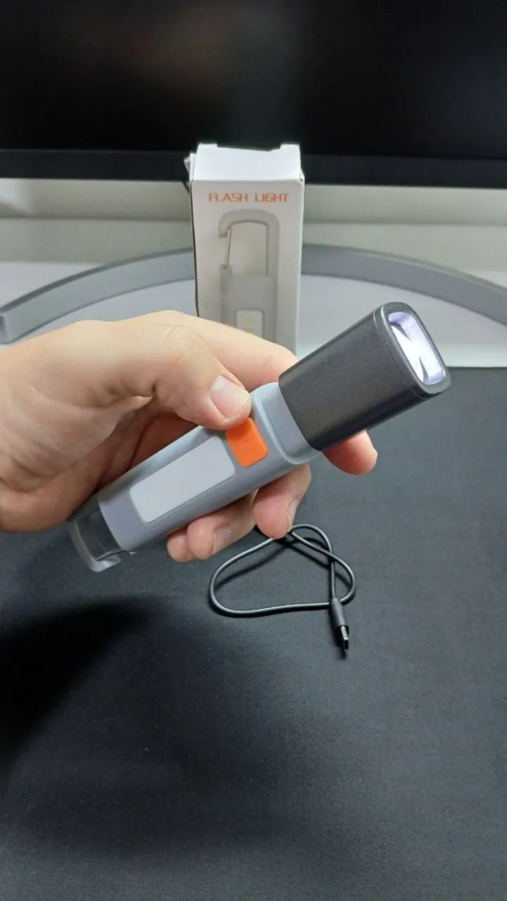 Lanterna de LED recarregável - Foto 3