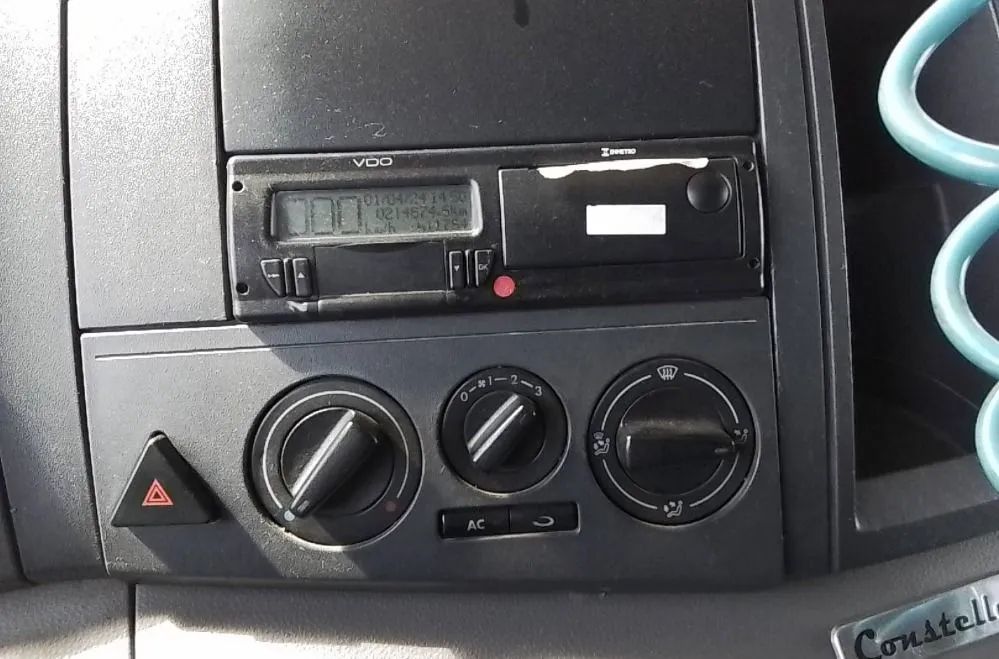 Caminhão VW Constellation 25,420 6X2 - Foto 8