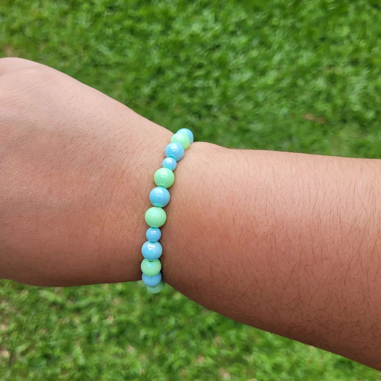 Pulseira elástica personalizada verde com azul