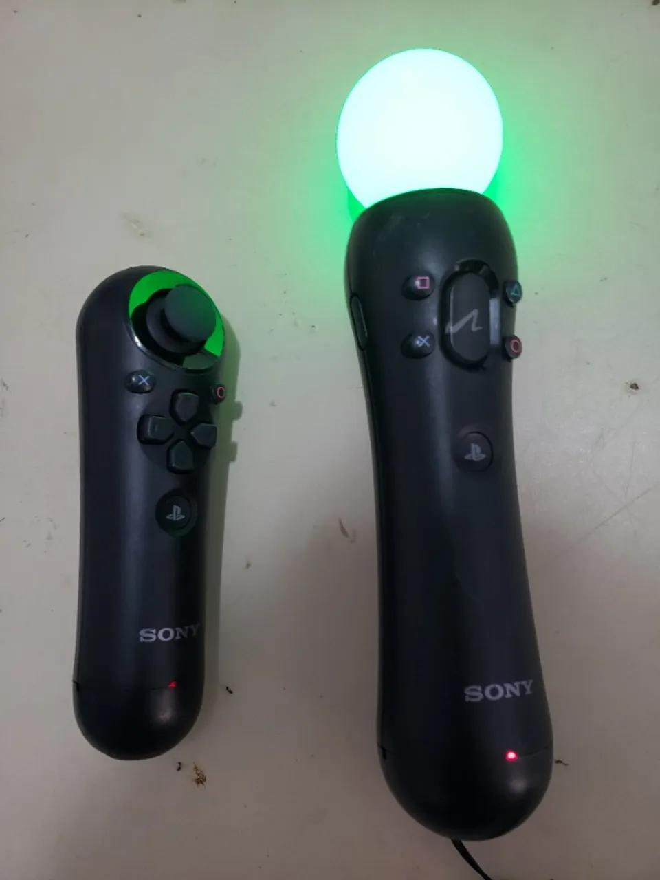 controle de movimento playstation move + navigator ambos com bateria nova, envio via olx