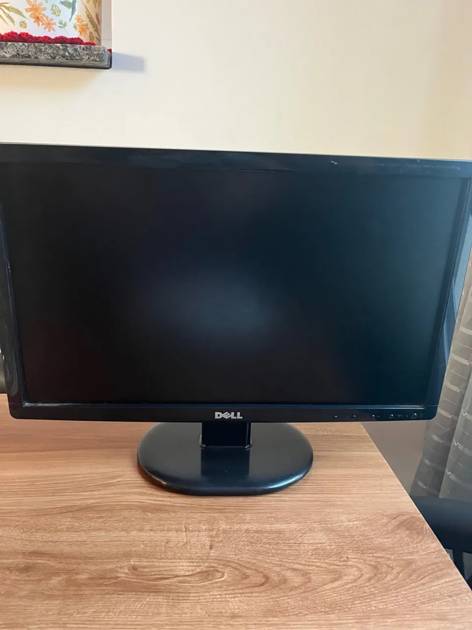 Monitor Dell com entrada VGA - R$ 120