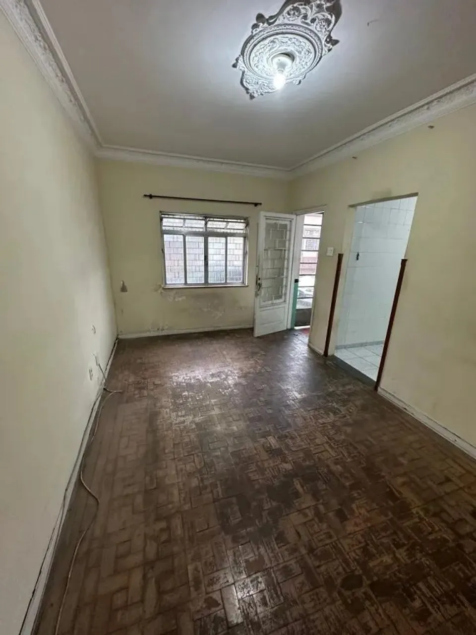 Sobrado para Venda em Santos, Macuco, 2 dormitórios, 2 banheiros