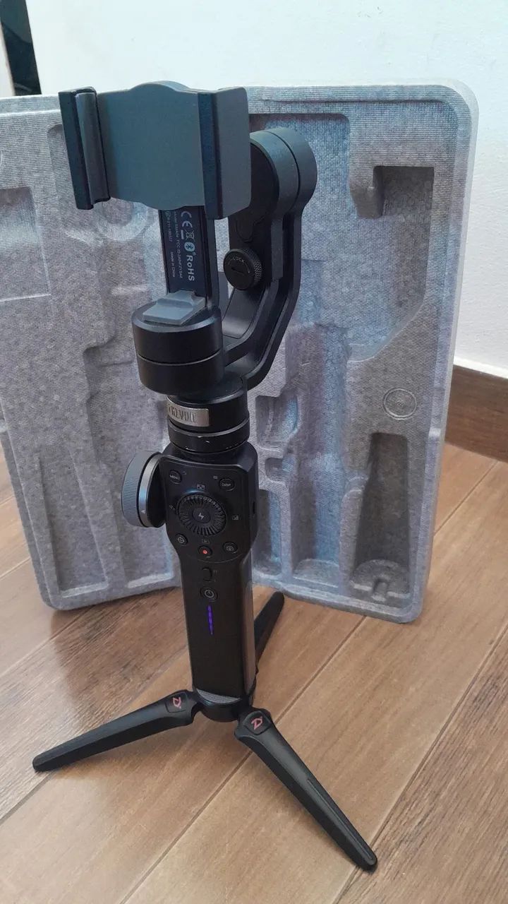 Estabilizador Gimbal ZHIYUN SMOOT 4 para Celular  - Foto 3