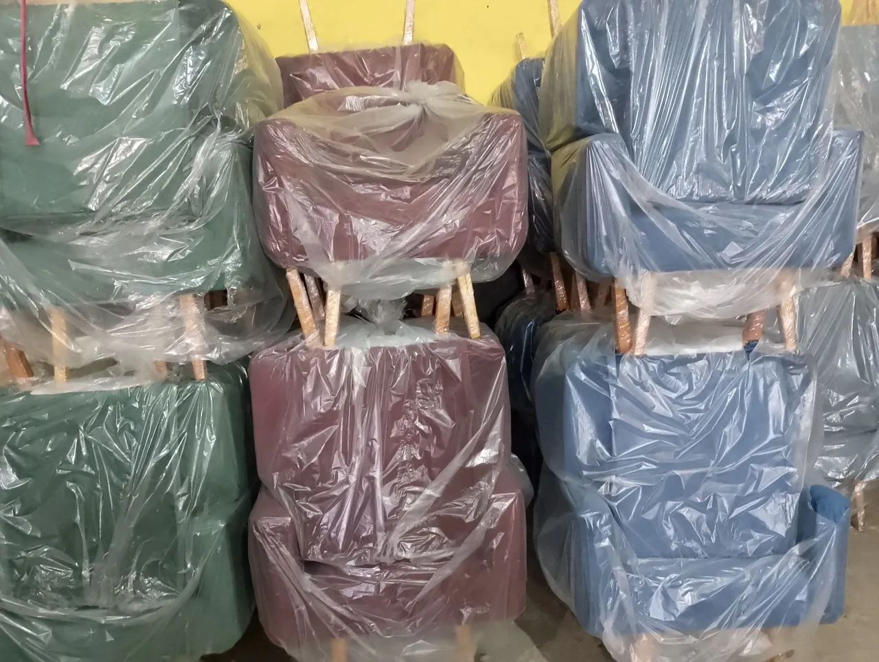 Poltronas Decorativas em Promoção!