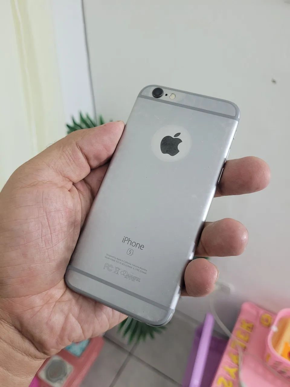 iPhone 6s 32GB impecável R$200 - Celulares e Smartphones