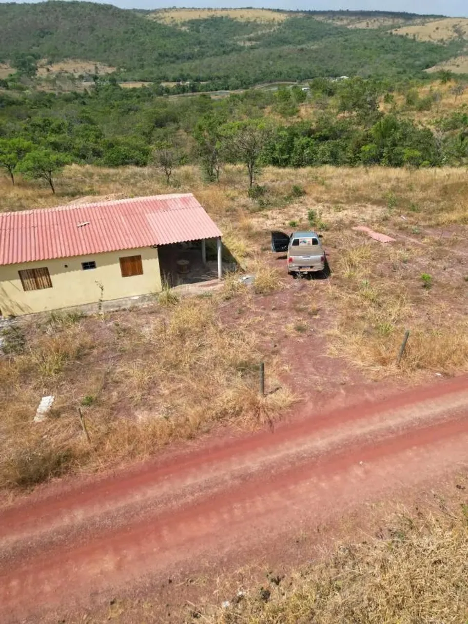 Chácara à Venda, entorno de Brasilia, 20.000m2, Casa 2 Quartos(1S)