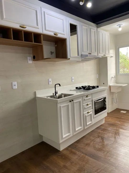 Pintor..pedreiro. ..limpeza em geral. Montagem de móveis 