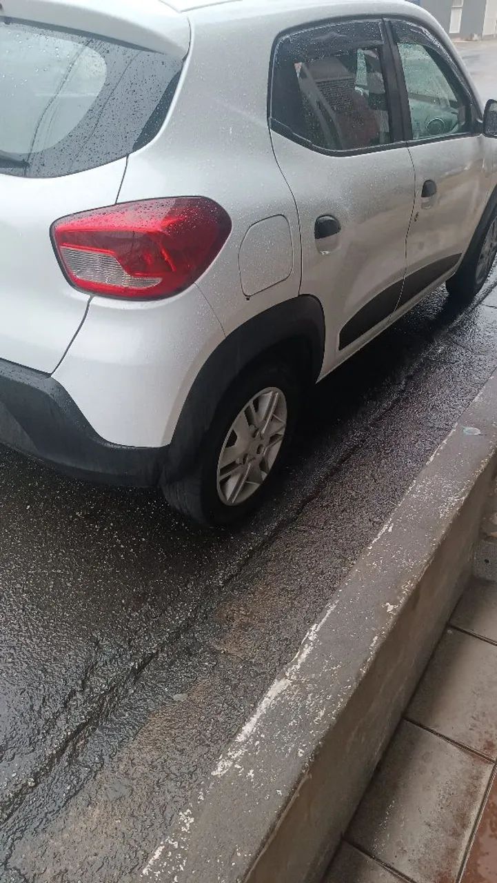 Renault kwid 2018/2019 vendo no valor 38.500(aceito moto LANDER 250 no rolo mais a volta - Foto 4
