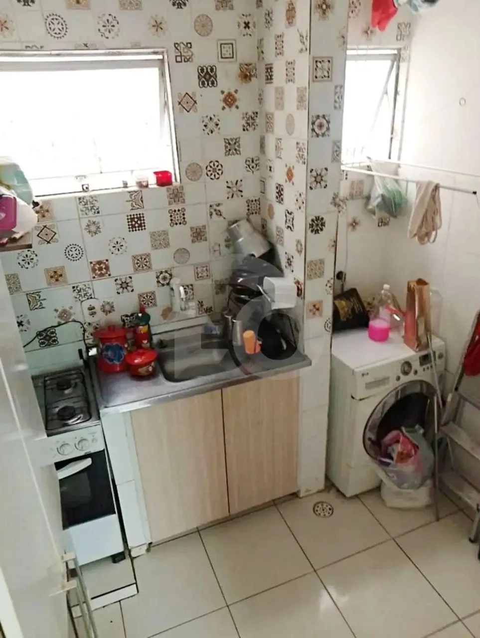 Apartamento no Edifício Cerâmica 2 com 2 Quartos e Cozinha com Modulados
