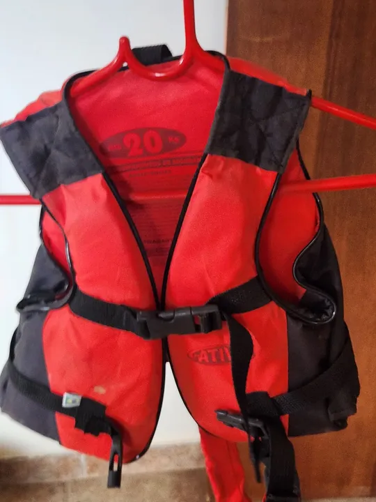 Colete salva vidas infantil até 20kg vermelho