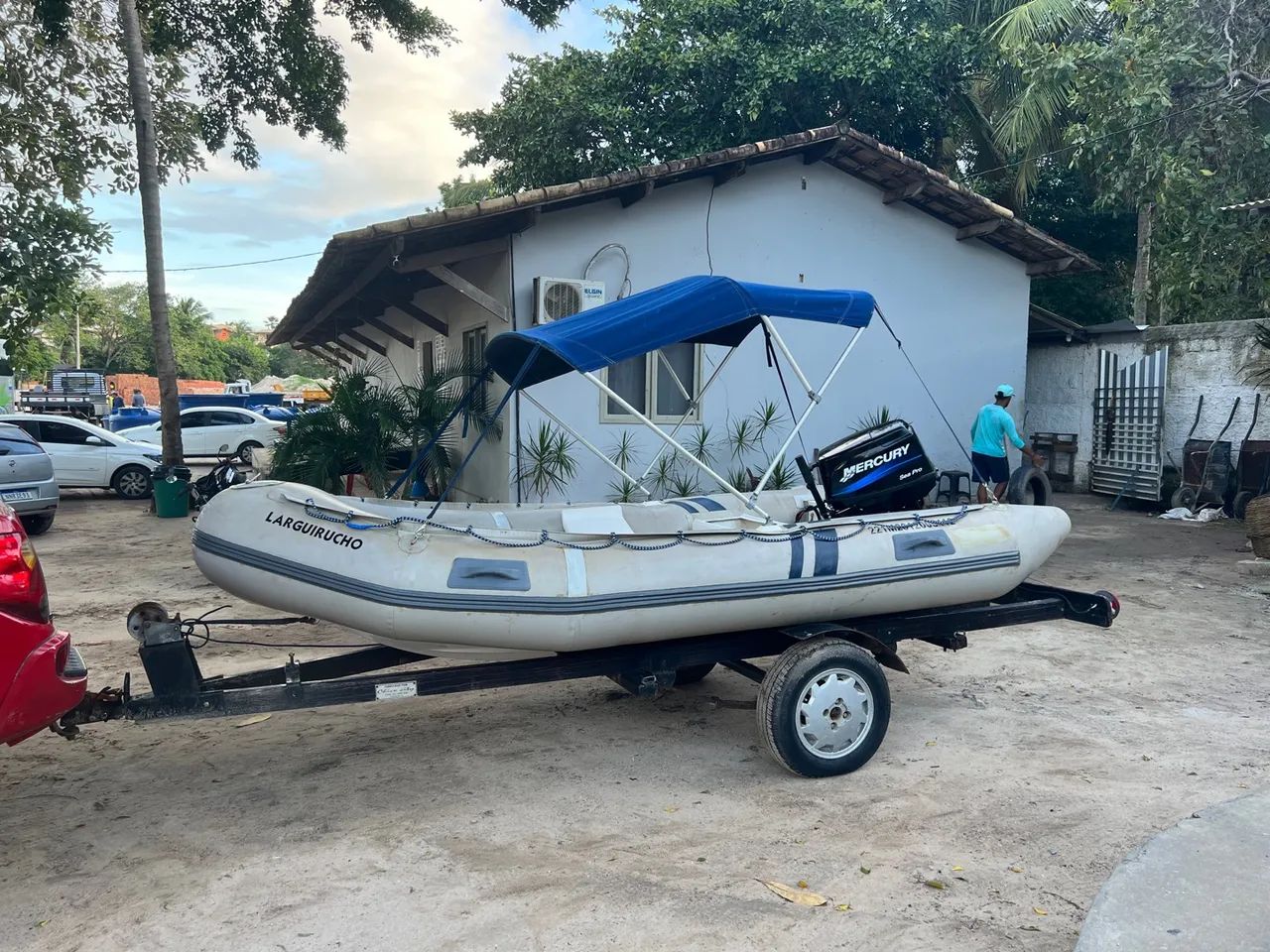 Barco Zefir 360 inflável com motor Mercury 25hp