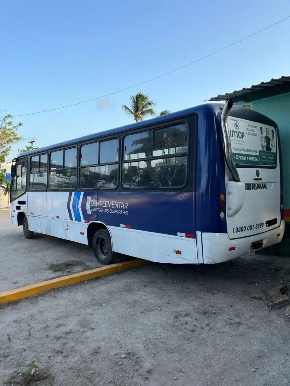 Vendo micro ônibus com praça - Foto 2