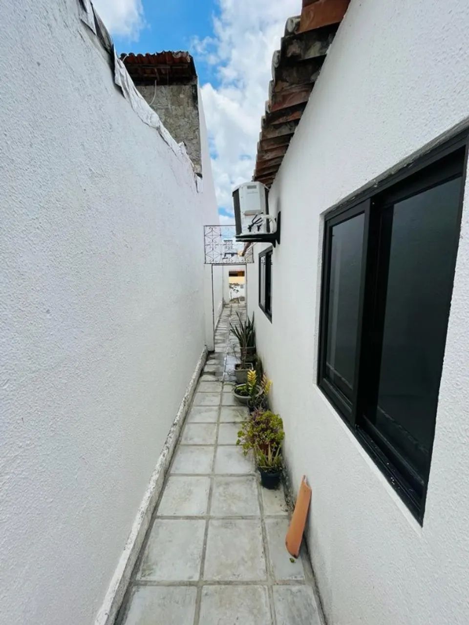 Casa no altiplano  com 4 quartos sendo 1 suíte. - Foto 3