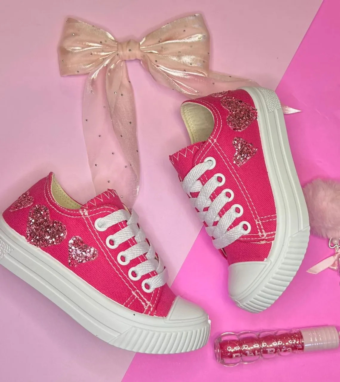 Tênis ALL Star Infantil Rosa com Corações Glitter